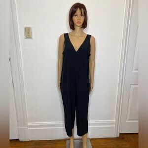 Athleta Sarasota Cropped Wide Leg  Jumpsuit Women’s Size M Black (Missing Belt)